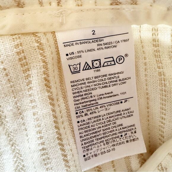 Banana Republic paper bag linen shorts - Picture 3 of 5